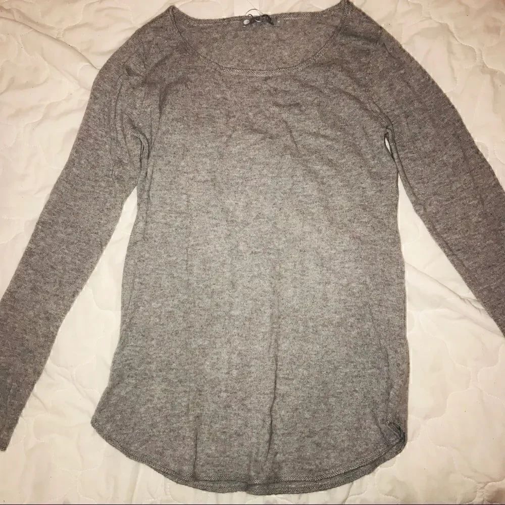 IN cashmere size M 